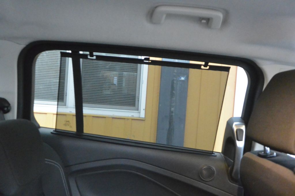 Ford Grand C-Max 1.5TDCi 88kW 7míst*NAVI 88kW