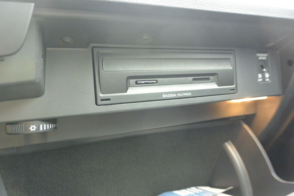 Škoda Superb 2.0TDi 140kW DSG DPH 140kW