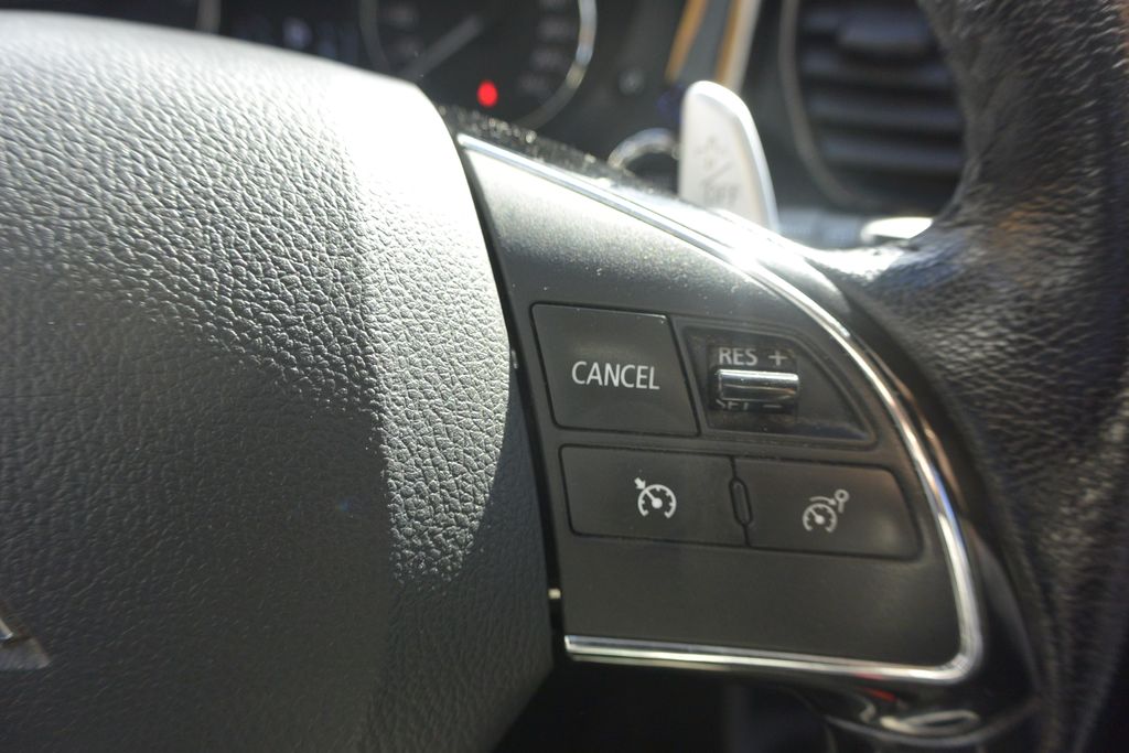 Mitsubishi Outlander 2.2 DI-D 4WD INTENSE 6AT 110kW