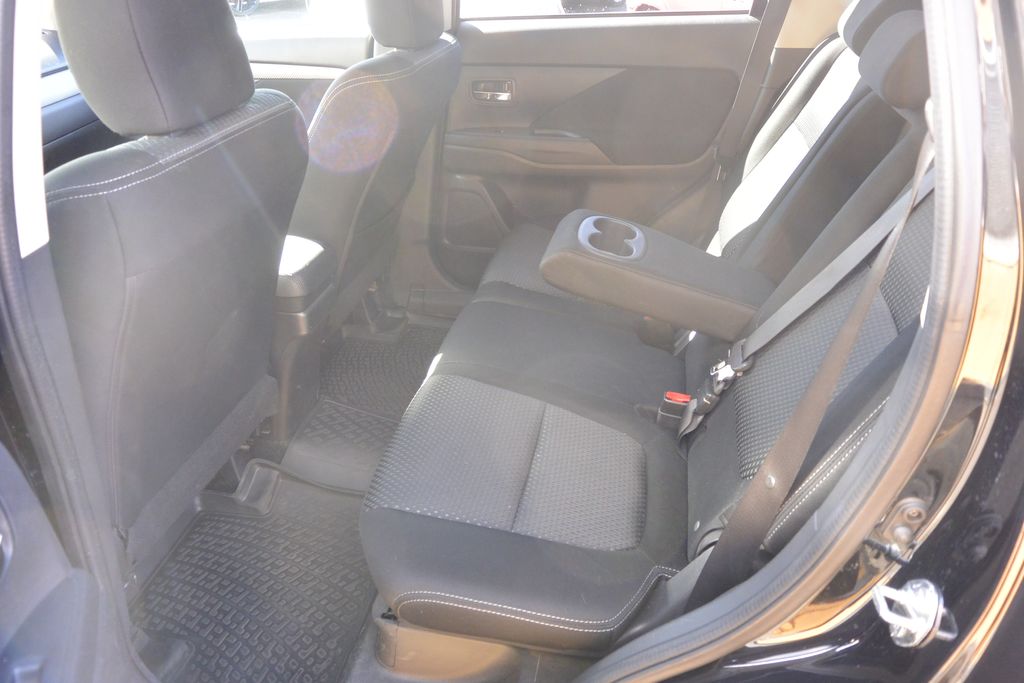 Mitsubishi Outlander 2.2 DI-D 4WD INTENSE 6AT 110kW