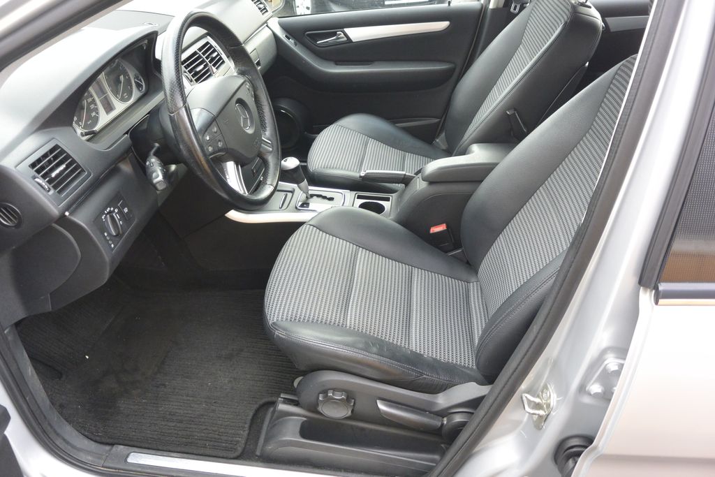 Mercedes-Benz B 200 2.0i automat 100kW