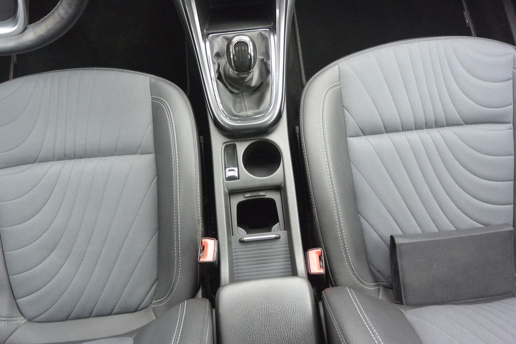 Opel Astra 2.0CDTi 121kW Xenon 121kW