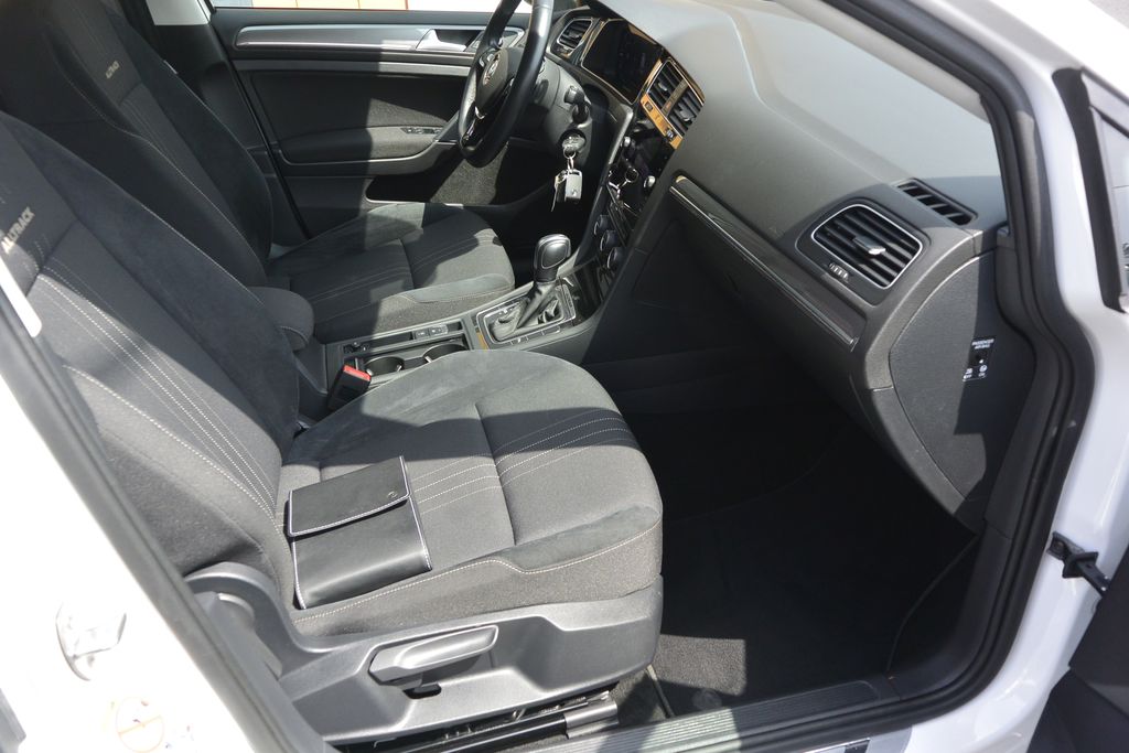 Volkswagen Golf 2.0TDi Alltrack DSG 4×4 DPH 135kW