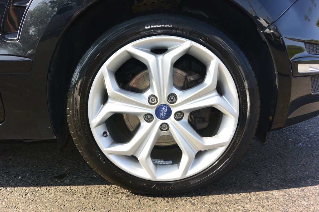 Ford S-Max 2.2TDCi AT Titanium 7míst 147k 147kW