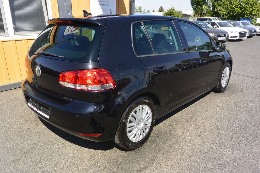 Volkswagen Golf 1.2TSi Match 77kW NAVI 77kW