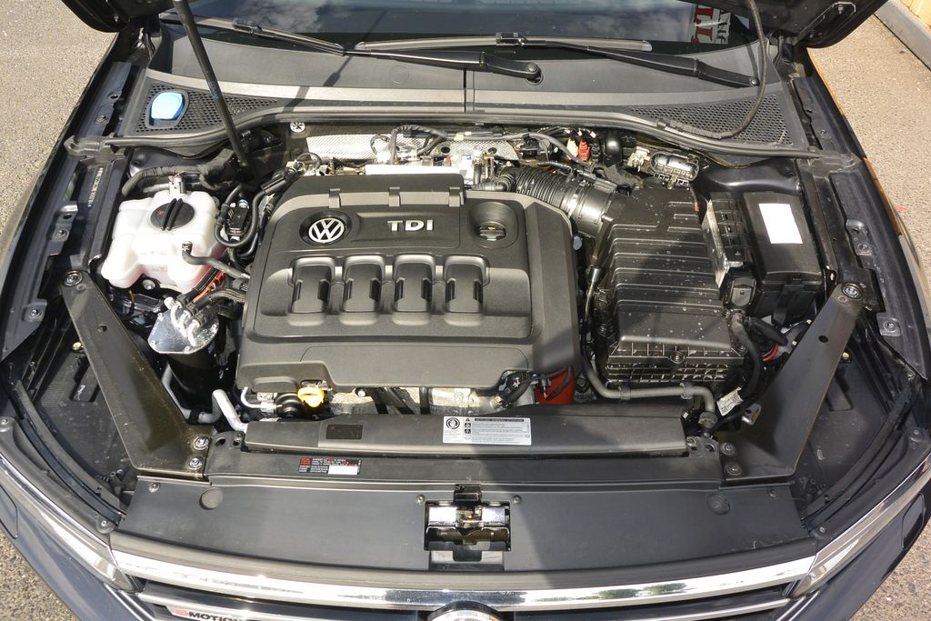 Volkswagen Passat 2.0TDi 4MOTION 176kW DPH! 176kW