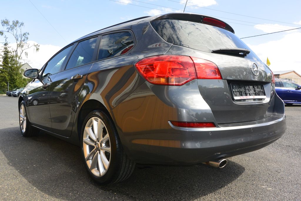 Opel Astra 1.4T 122kW 122kW