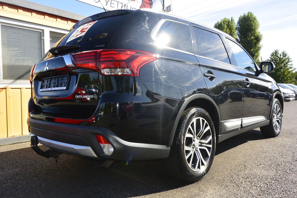 Mitsubishi Outlander 2.2 DI-D 4WD INTENSE 6AT 110kW