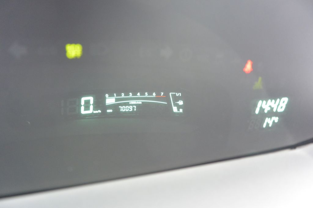 Toyota Yaris 1.3VVT-i 6kv 70tis km 73kW