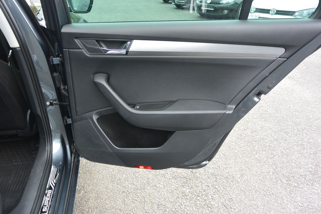 Škoda Superb 2.0TDi 140kW DSG DPH 140kW