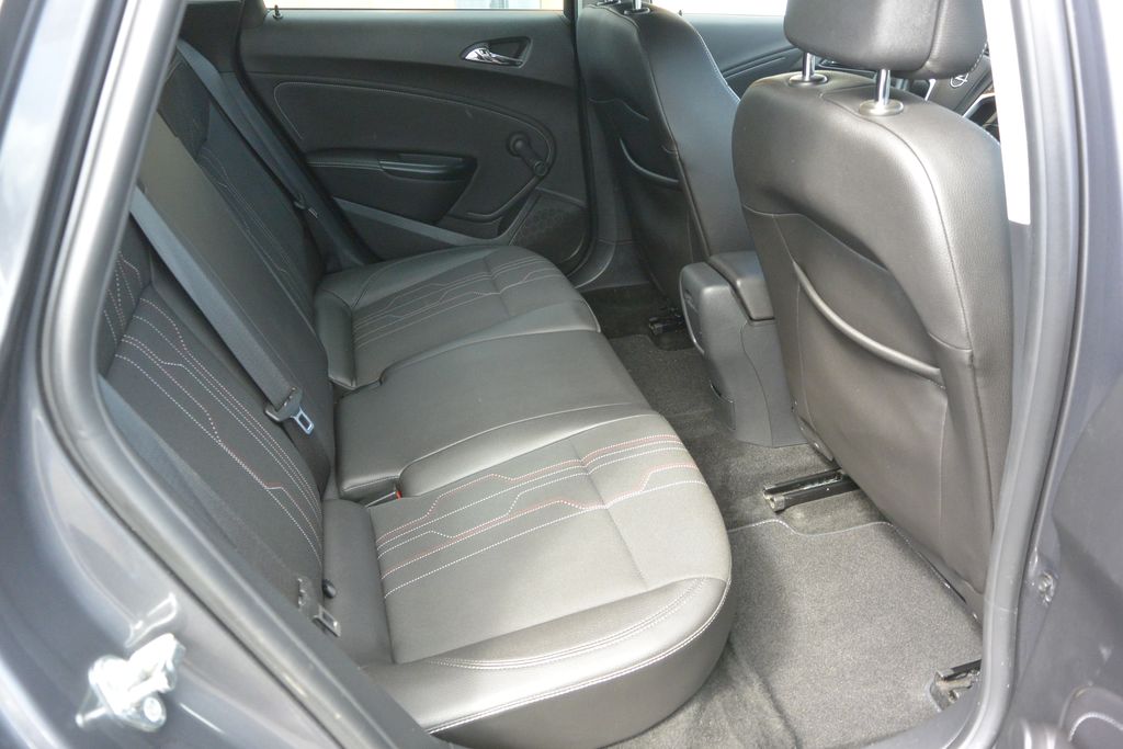 Opel Astra 1.4T 122kW 122kW