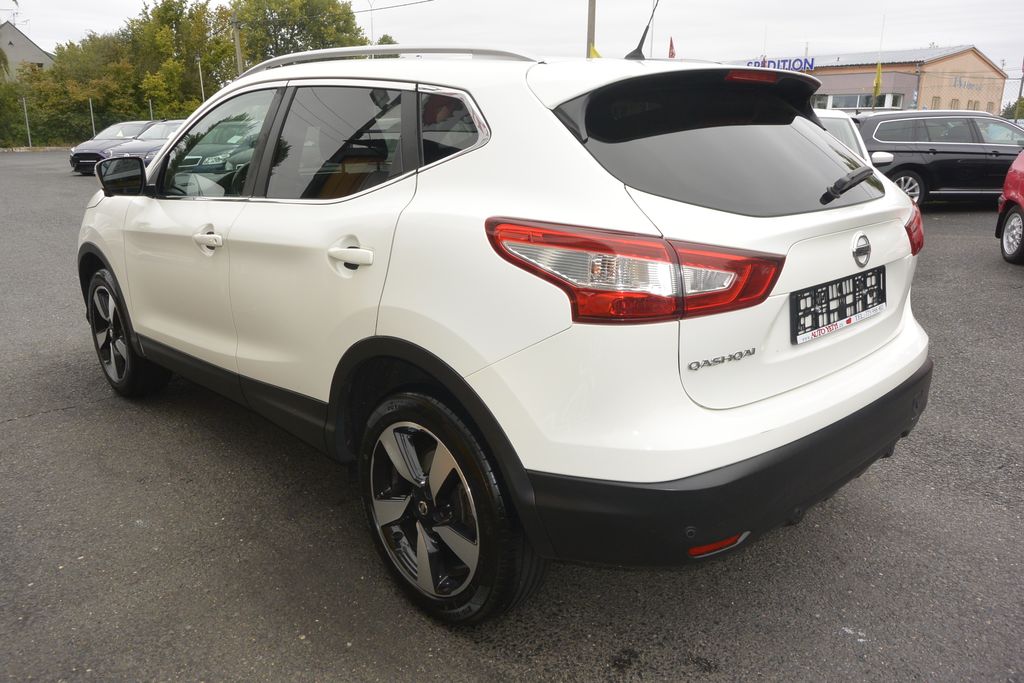 Nissan Qashqai 1,2 DIG-T Tekna Aut. Panorama 85kW