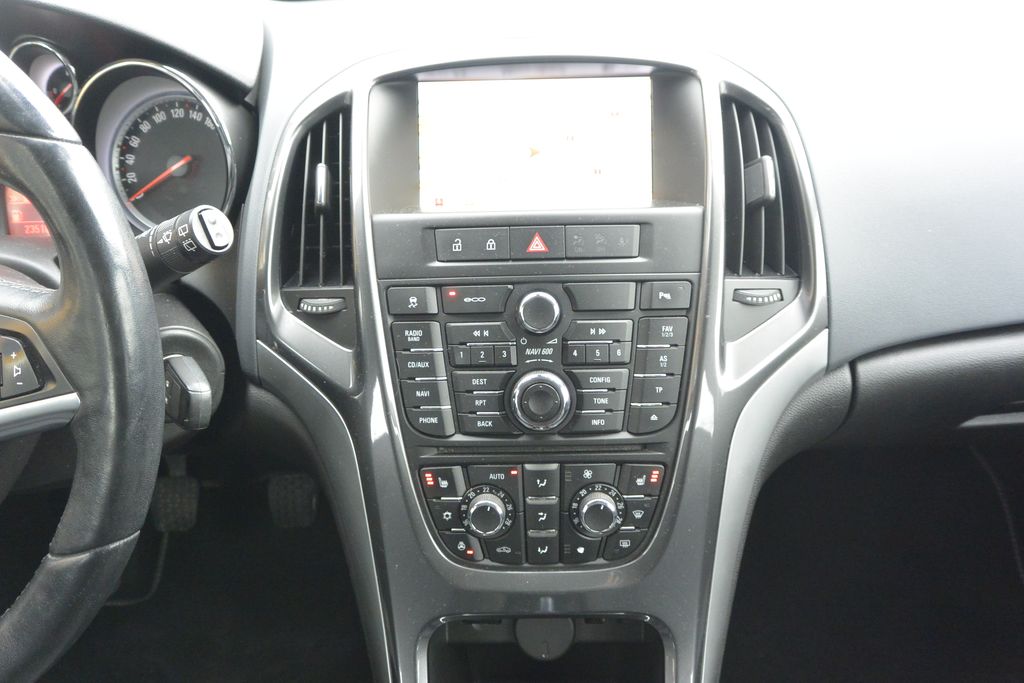 Opel Astra 2.0CDTi 121kW Xenon 121kW