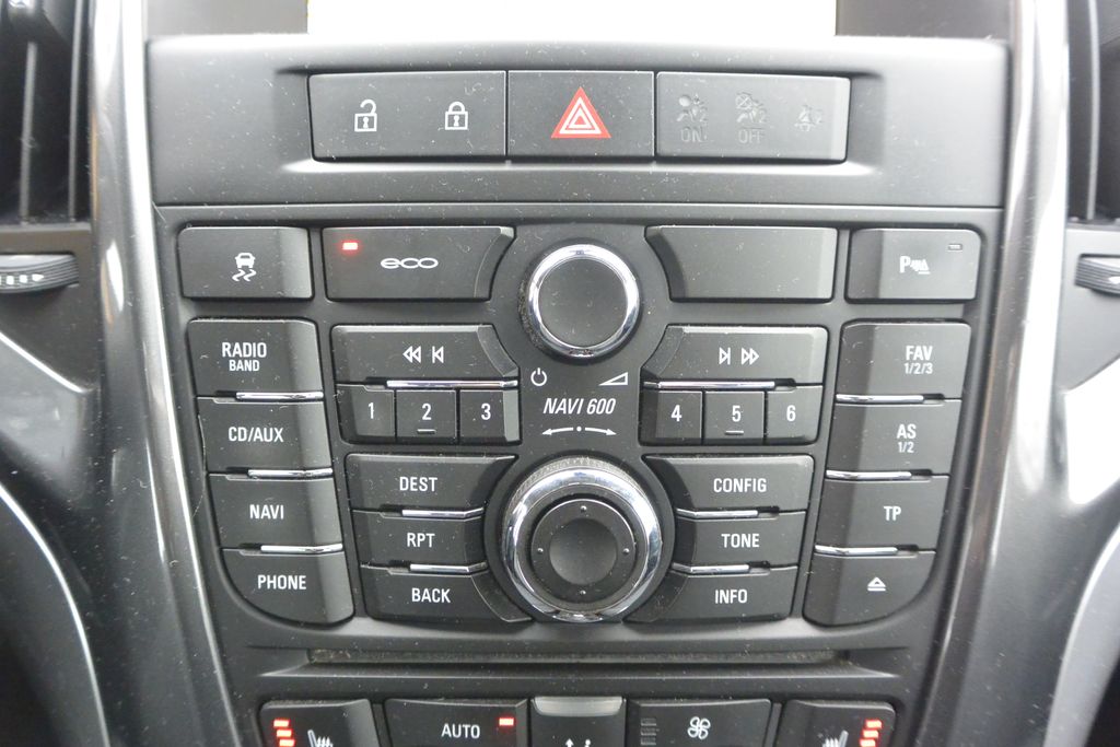 Opel Astra 2.0CDTi 121kW Xenon 121kW