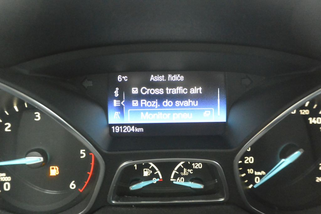 Ford Grand C-Max 1.5TDCi 88kW 7míst*NAVI 88kW