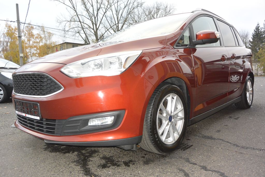Ford Grand C-Max 1.5TDCi 88kW 7míst*NAVI 88kW