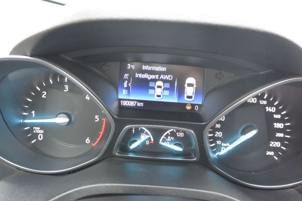 Ford Kuga 2.0TDCi Titanium 4×4 110kW