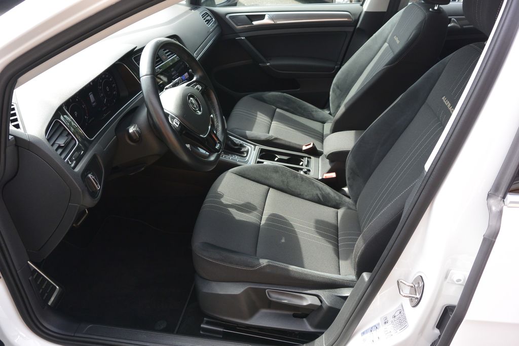 Volkswagen Golf 2.0TDi Alltrack DSG 4×4 DPH 135kW