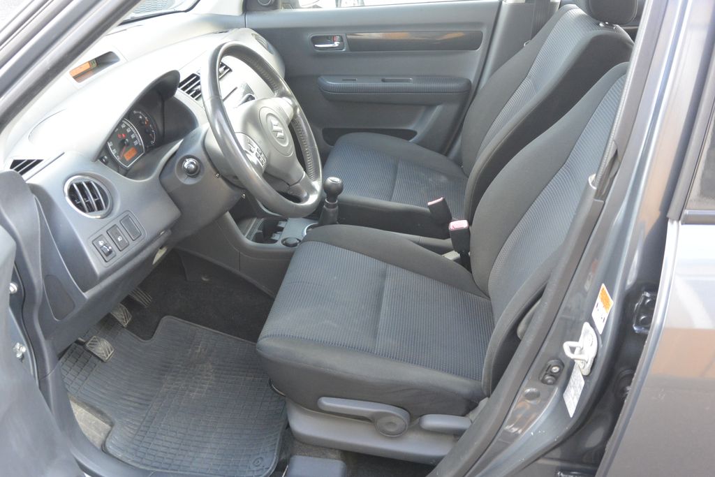 Suzuki Swift 1.3i16v 4×4 67kW