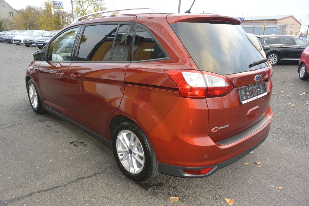 Ford Grand C-Max 1.5TDCi 88kW 7míst*NAVI 88kW