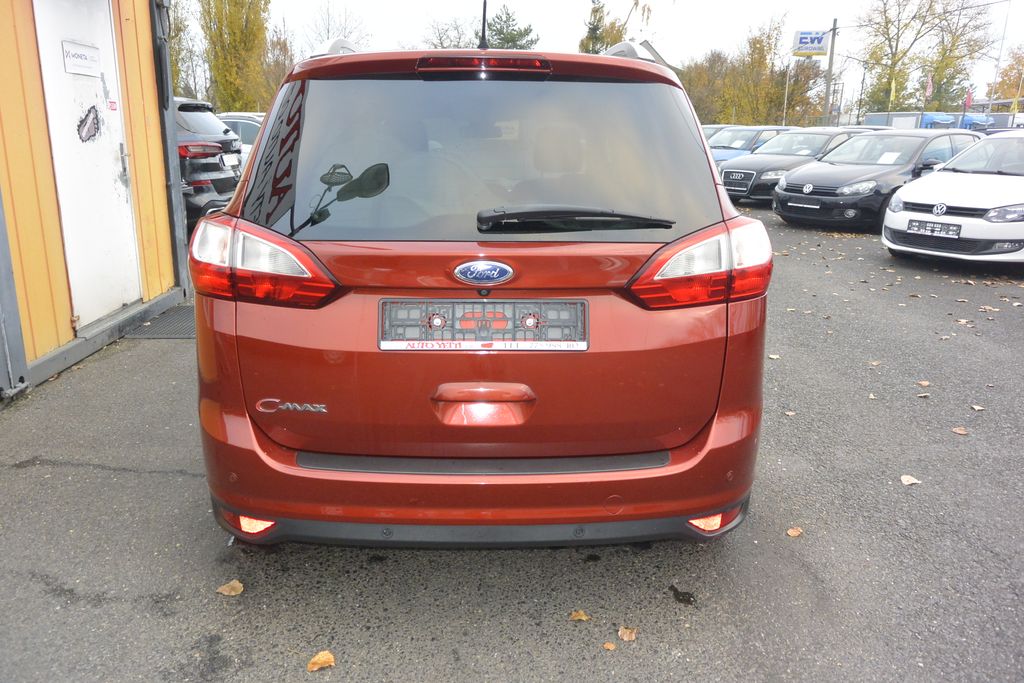 Ford Grand C-Max 1.5TDCi 88kW 7míst*NAVI 88kW