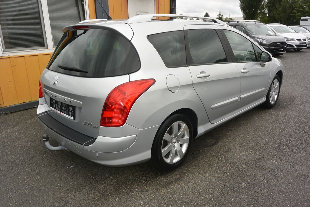 Peugeot 308 2.0HDi SW 7míst 110kW