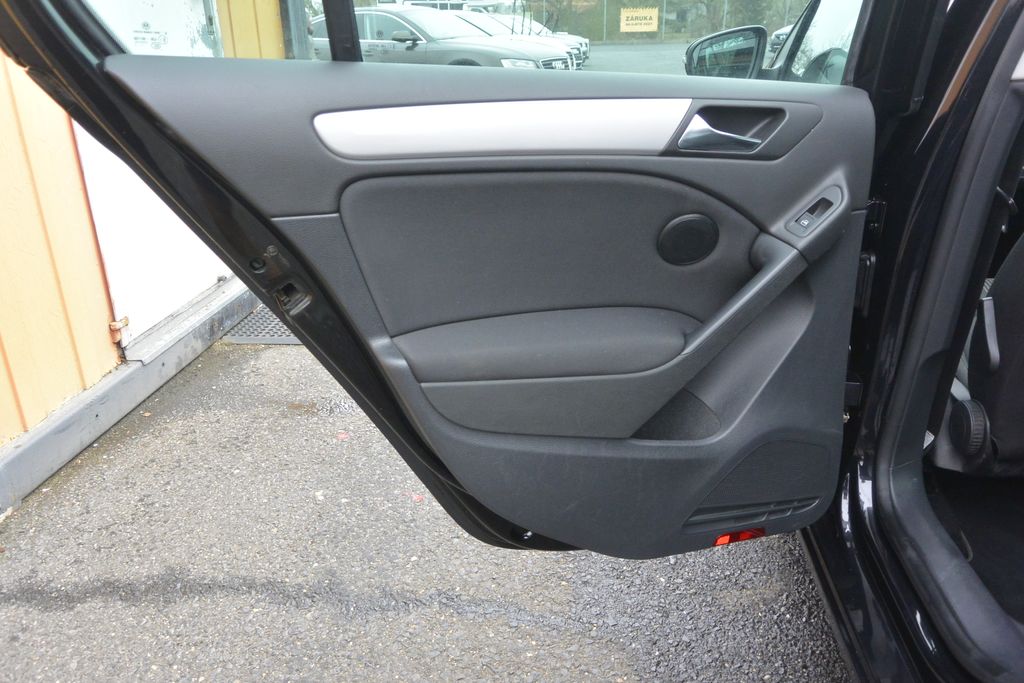 Volkswagen Golf 1.2TSi Match 77kW NAVI 77kW