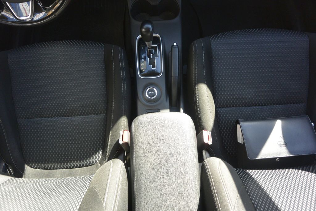 Mitsubishi Outlander 2.2 DI-D 4WD INTENSE 6AT 110kW