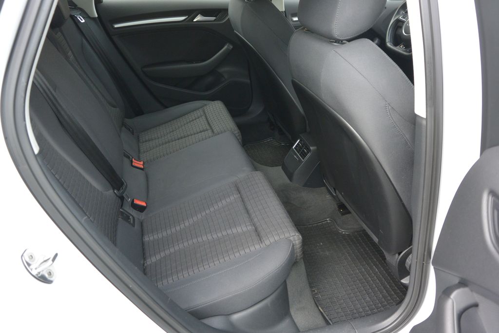 Audi A3 2.0TDi Spotback 110kW Xenon 110kW