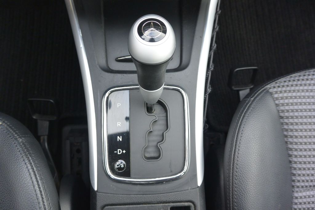 Mercedes-Benz B 200 2.0i automat 100kW