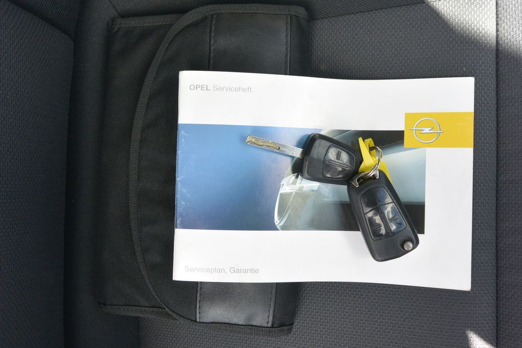 Opel Astra 1.6i16v AUTOMAT EASYTRONIC 85kW