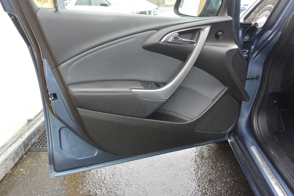 Opel Astra 2.0CDTi 121kW Xenon 121kW