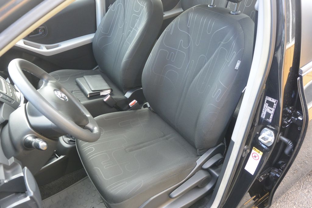 Toyota Yaris 1.3VVT-i 6kv 70tis km 73kW