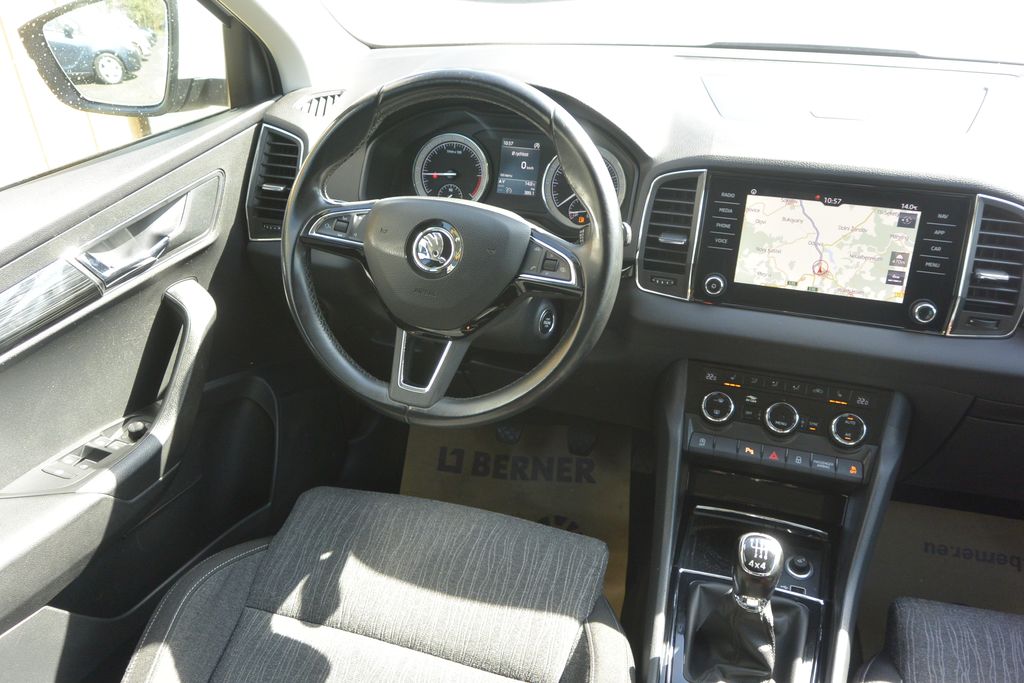 Škoda Karoq 2.0TDi 4×4 STYLE , LED,tažné,N 110kW