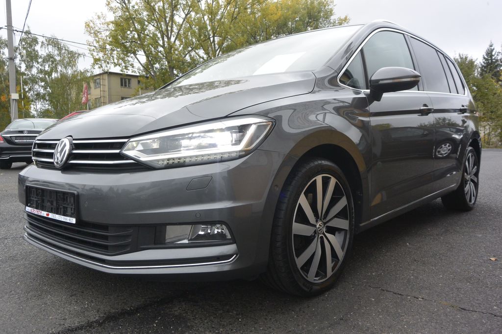 Volkswagen Touran 2.0TDi 110kW PANORAMA*NAVI*LED 110kW