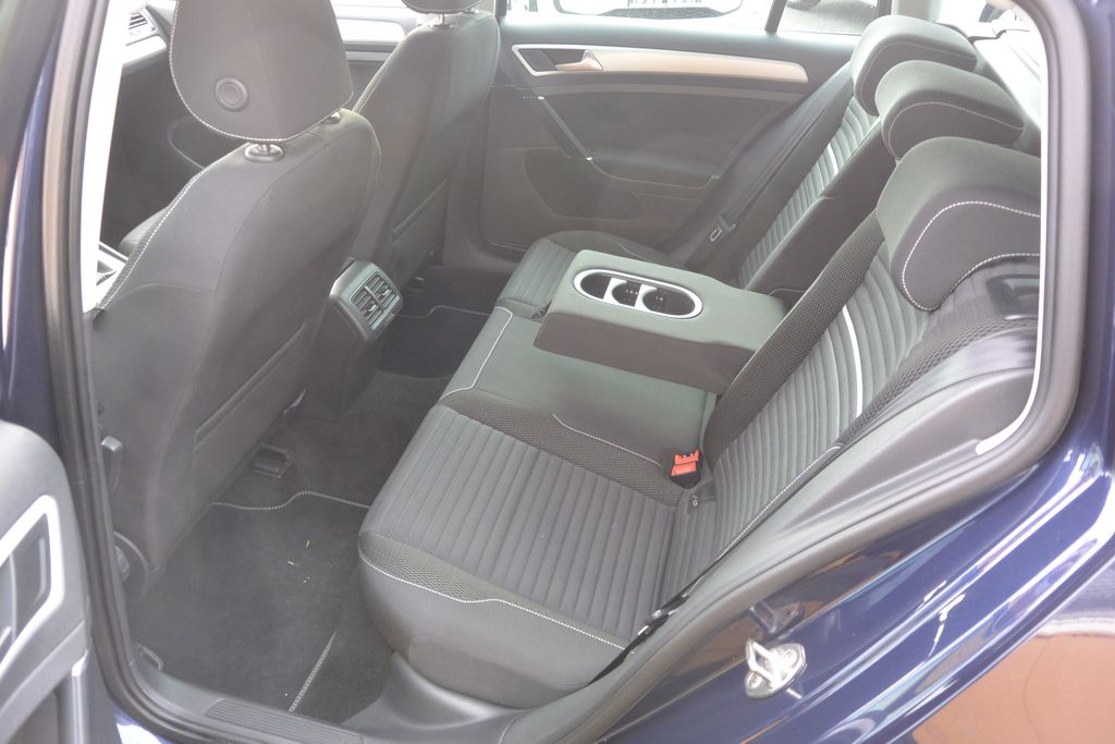 Volkswagen Golf 2.0TDi 110kW 110kW