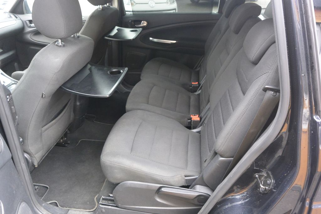 Ford S-Max 2.2TDCi AT Titanium 7míst 147k 147kW