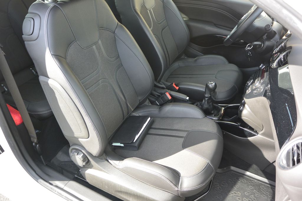 Opel Adam 1.4i16v 100PS 77tis.km 74kW