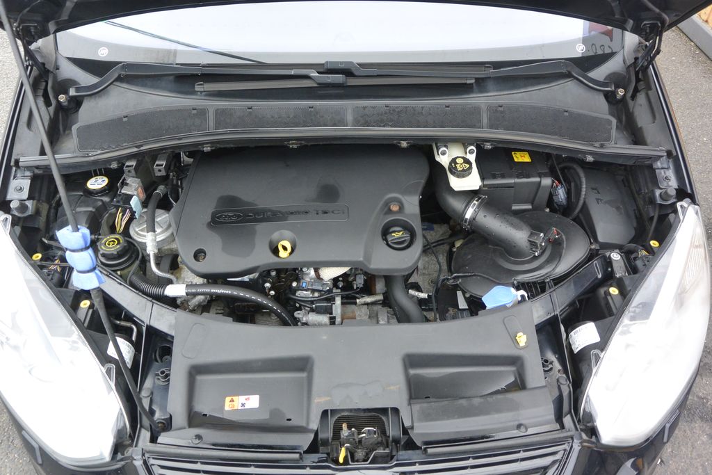 Ford S-Max 2.2TDCi AT Titanium 7míst 147k 147kW