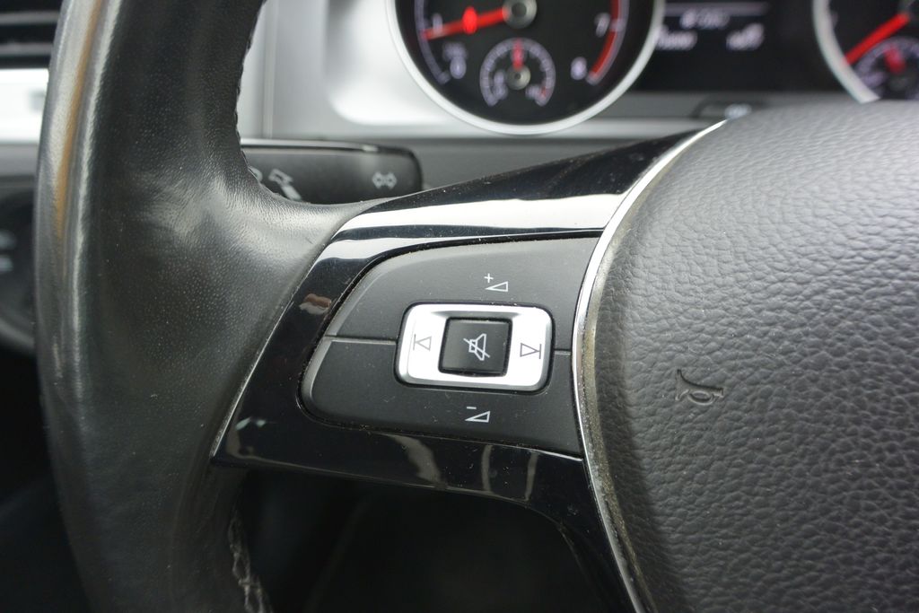 Volkswagen Golf 1.2TSi 63kW