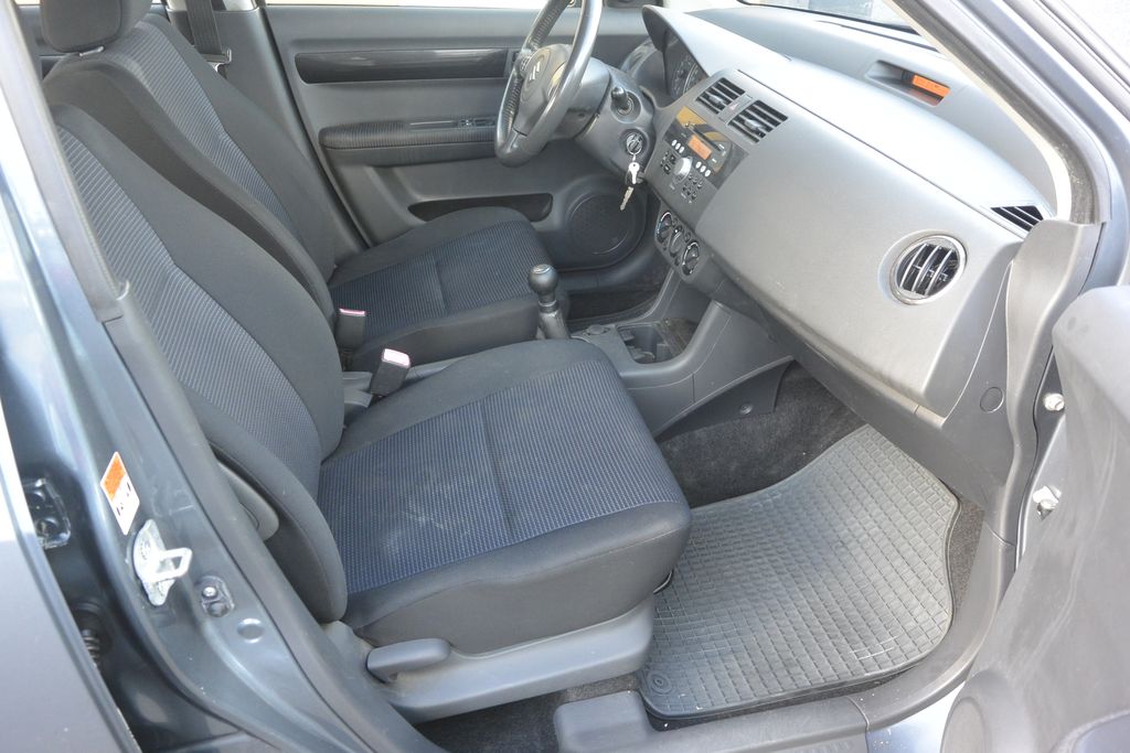 Suzuki Swift 1.3i16v 4×4 67kW