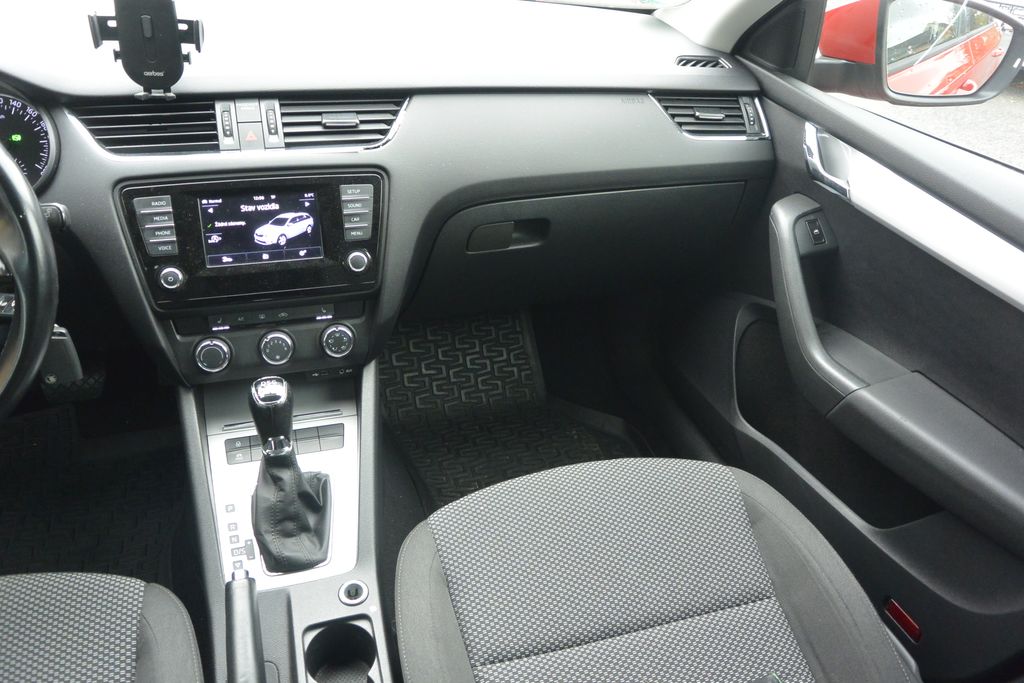 Škoda Octavia 1.6TDi 77kW  DSG 77kW