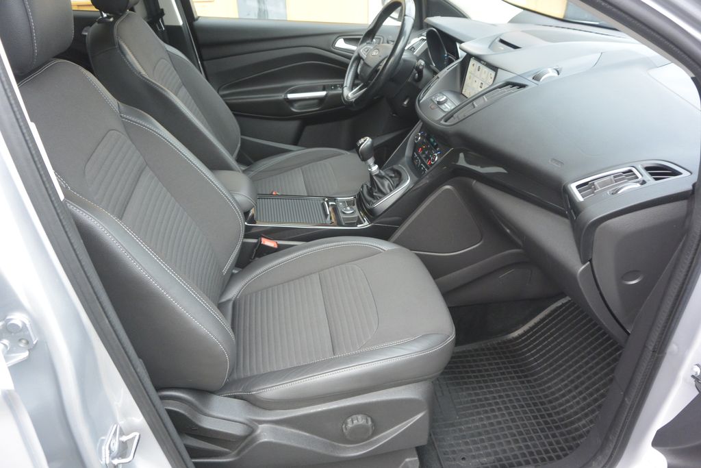 Ford Kuga 2.0TDCi Titanium 4×4 110kW