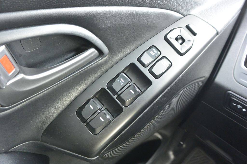 Hyundai ix35 2.0CRDi 4×4 * AT * ČR * DPH 100kW