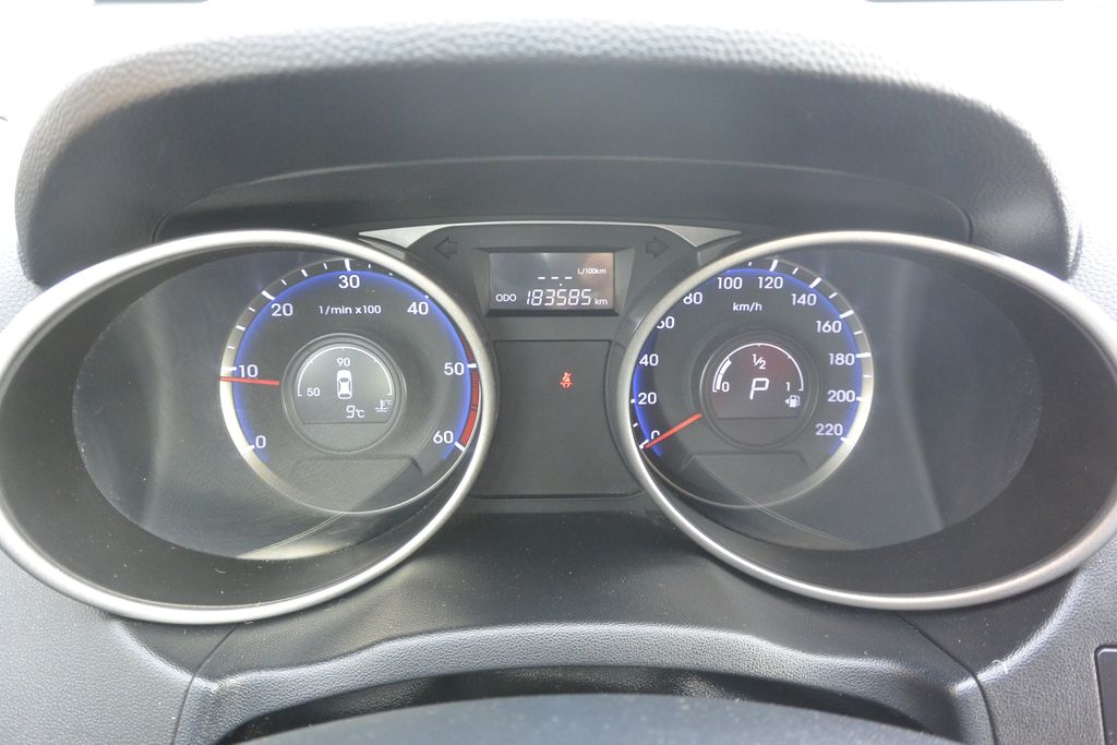 Hyundai ix35 2.0CRDi 4×4 * AT * ČR * DPH 100kW