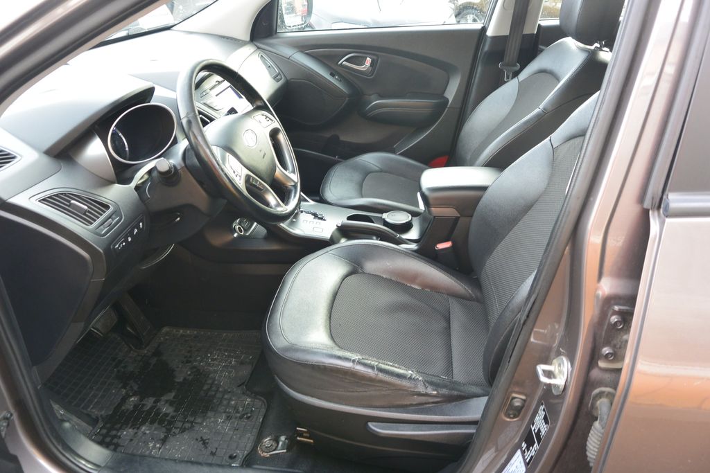 Hyundai ix35 2.0CRDi 4×4 * AT * ČR * DPH 100kW