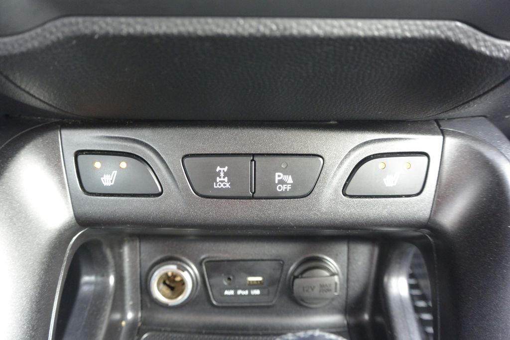 Hyundai ix35 2.0CRDi 4×4 * AT * ČR * DPH 100kW