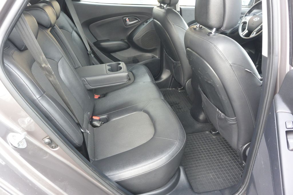 Hyundai ix35 2.0CRDi 4×4 * AT * ČR * DPH 100kW