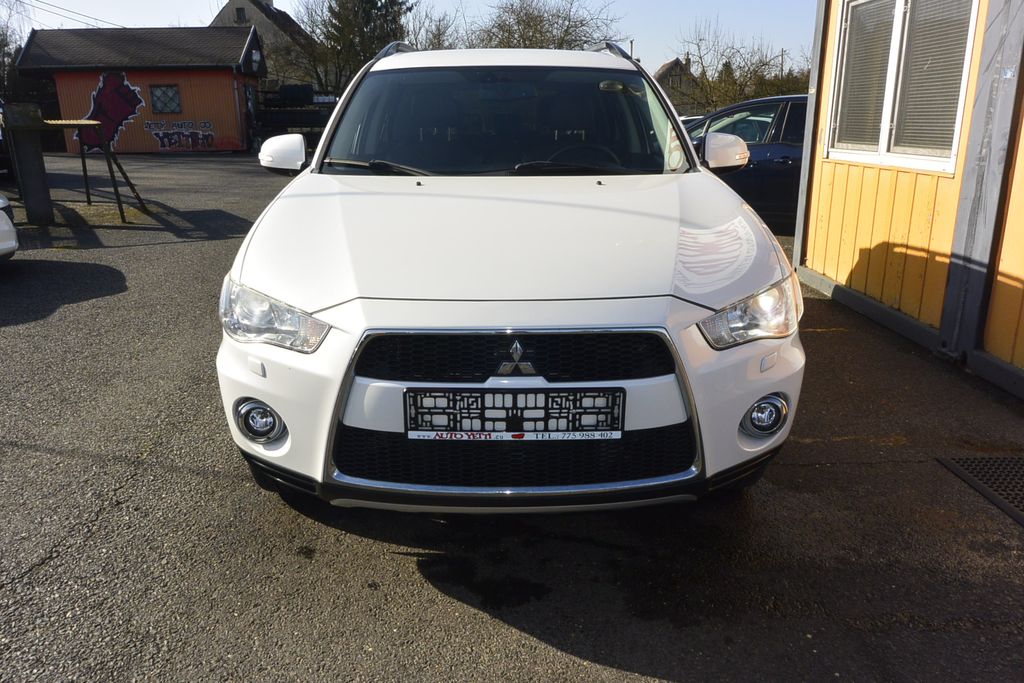 Mitsubishi Outlander 2.2 DI-D 4×4