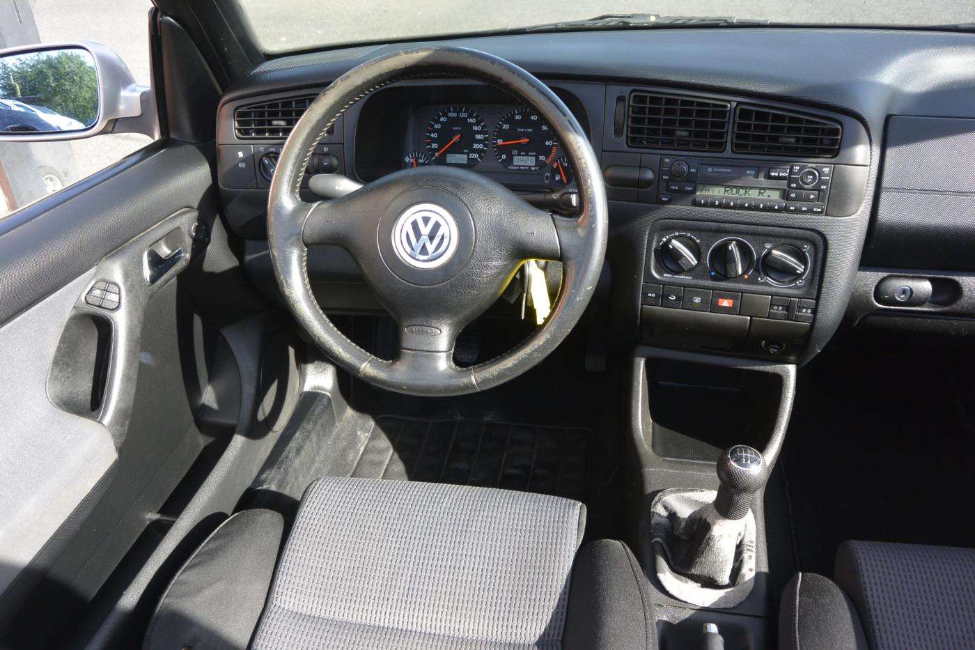 Volkswagen Golf 2.0i
